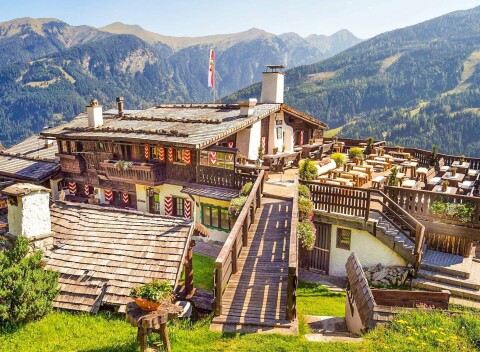 Vysoké Taury: Bad Gastein v štýlovom MONDI Bellevue Alm *** s wellness, raňajkami a zľavovou kartou + darček