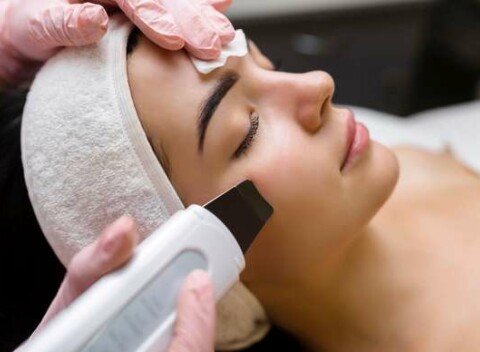 Kozmetické ošetrenie a darčekové poukážky v hodnote 50 €, 100 € v Beauty Salon Kristy