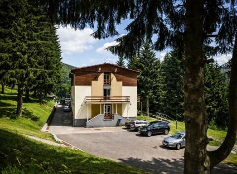 Horský hotel Magura *** so stravou, vstupom do wellness a relaxačnými procedúrami