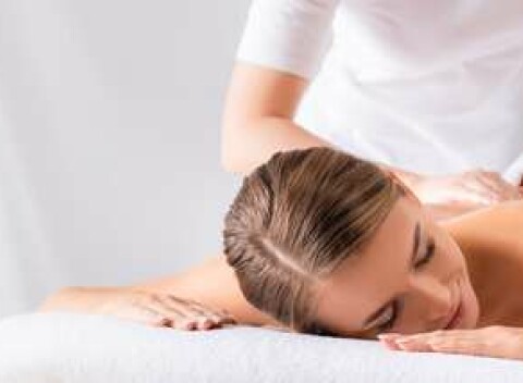 Masáže a fyzioterapia s diagnostikou, reflexnou aj kraniosakrálnou terapiou