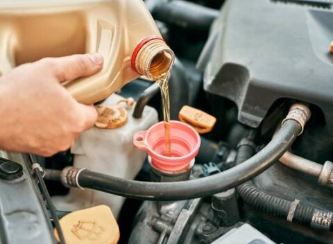 Profesionálna výmena motorového oleja v Stavik Auto na Prístavnej