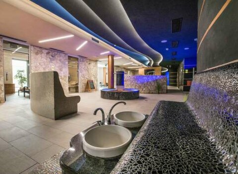 Vstup do wellness SPA a Vodného sveta v obľúbenom Aquaparku Trnava