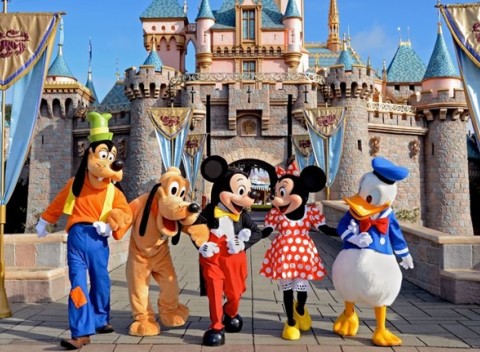 Jeden deň v Disneylande s foto pauzou pri Eiffelovke. Zábavný 3-dňový zájazd.