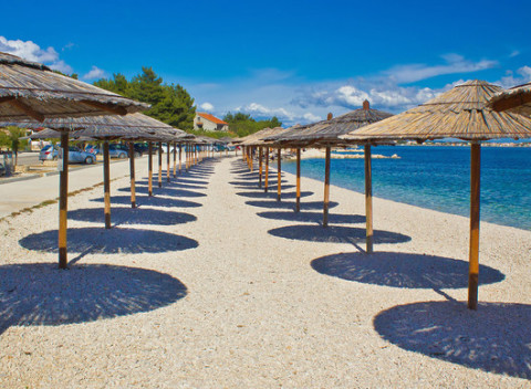 Komfortný 8-dňový pobyt v Chorvátsku v apartmánoch pre celú rodinu len 100 m od mora.