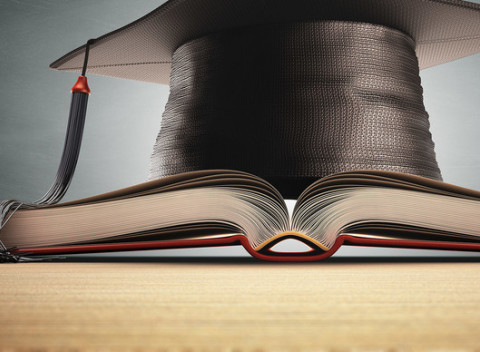 Viazanie diplomových prác vrátane potlače obálky, zlatením a možnosťou tlače.