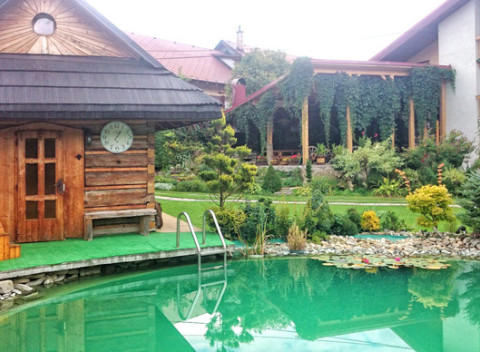 Zážitkový wellness pobyt s polpenziou na Kysuciach v penzióne Alpinka, 2 dospely + 2 deti do 10 r.