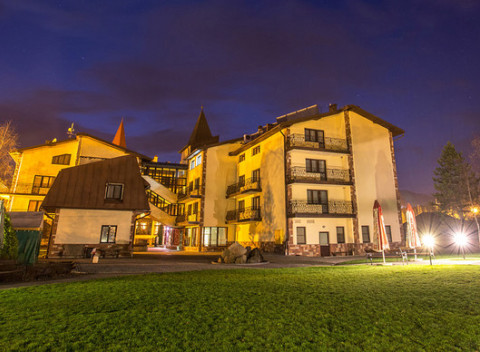 Krása letnej Muszyny s ubytovaním, polpenziou a mini SPA v obľúbenom hoteli Beata***.