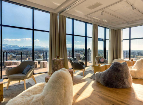 Hotel Casa*** s božským výhľadom, raňajkami či polpenziou a 20 % zľavou do Chocholowských Term.