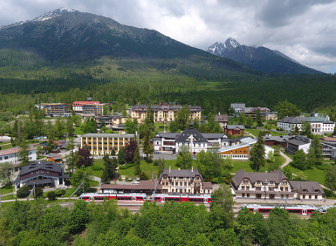 Apartmány v Starom Smokovci len 500 m od lanovky na Hrebienok a s privátnym wellness.