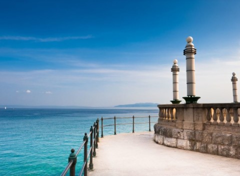 Dovolenka na Istrii 50 m od mora v 4* hoteli Bristol s polpenziou v letovisku Opatija.