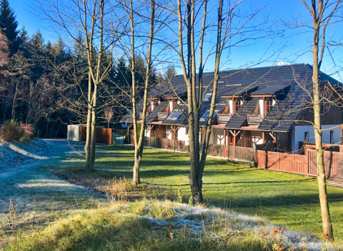 Beskydy: Hotel Na Dolině *** na úpätí Radhošťa s raňajkami a ďalšími výhodami.