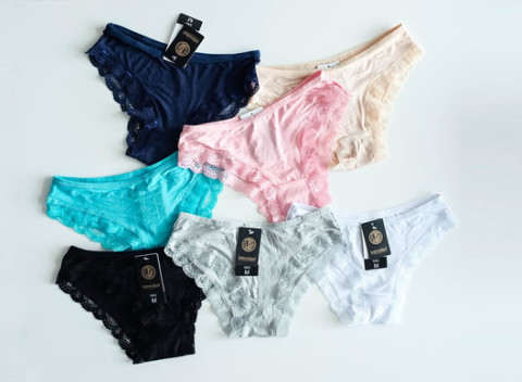 Výhodné balenie dámskych bambusových nohavičiek s jemnou čipkou, 3 alebo 5 kusov.