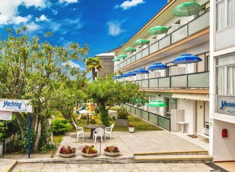 Slnečný týždeň v obľúbenej Ville Yachting*** blízko mora s dieťaťom do 11,99 rokov zdarma.