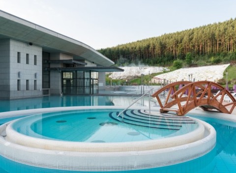 Egerszalók - Blahodárne soľné termálne kúpele. Pobyt pre dvoch v apartmáne s raňajkami.