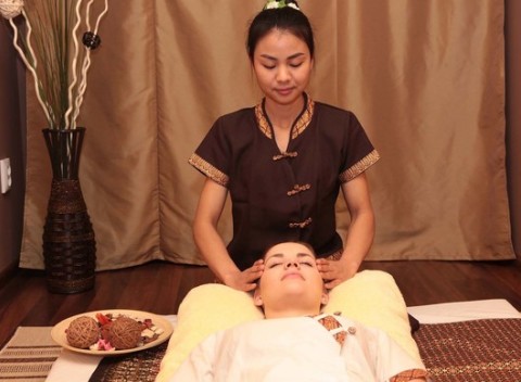 Tradičná 90-minútová thajská masáž celého tela. V ponuke z troch rôznych druhov.