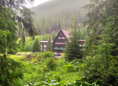 Raj pre turistov s výhodným ubytovaním blízko aquaparku Meander Oravice v Hoteli Primula.