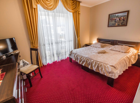 Čarovné leto na Liptove v komfortnej izbe hotela EUROPA*** len kúsok od Tatralandie.