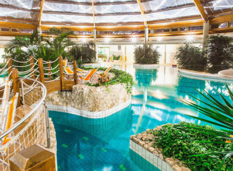 Pobyt s polpenziou v maďarských termálnych kúpeľoch Gotthard Therme Hotel & Conference****.