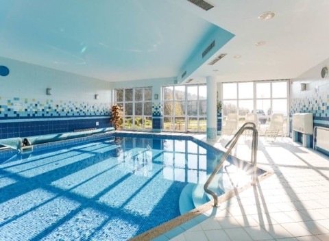 Hotel Inovec *** neďaleko Piešťan s polpenziou a neobmedzeným wellness.