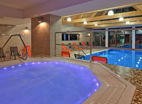 Vynikajúci hotel Bauer*** v Beskydách s voľným vstupom do wellness a možnosťou stráženia detí.