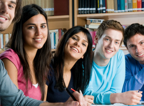 Kurz anglickej alebo španielskej konverzácie Callanovou metódou pre komunikáciu bez stresu.