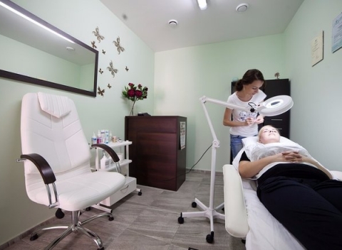 Hĺbkové ošetrenie pleti. Okamžite viditeľné výsledky. Hĺbkové ošetrenie pleti.