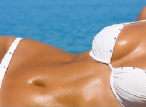 Pripravte sa do plaviek  Rázová vlna s vákuom, stop celulitíde.