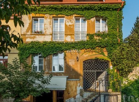 Pobyt v Boutique Hotel Carpe Diem v historickom centre Prešova v modernej dvojlôžkovej izbe Economy.