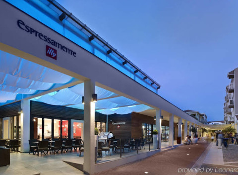 Predĺžený víkend na Istrii v komfortnom hoteli Park Plaza Verudela s polpenziou.