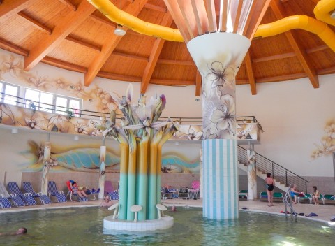 Jazerá Sóstó: Hotel Írisz *** s plnou penziou a vstupenkou do ZOO i do kúpeľov.