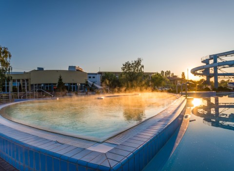 Apartmány Termál*** v Dunajskej Strede s neobmedzeným vstupom do Thermalparku.
