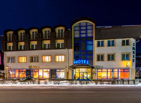 Jesenný oddych na Liptove Rodinná dovolenka s polpenziou v Hoteli Smrek