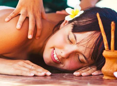 Relaxačná masáž a zábal  Stimulácia krvného obehu a lymfatického systému