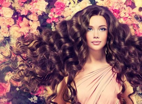 Strih a regenerácia vlasov PRO FIBER od L´Oréal Porfessionnel, dovoľte vlasom zažiariť.