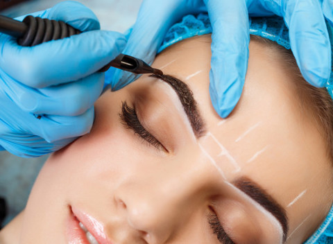 Permanentný make-up obočia, NANO BROWS, očných liniek alebo pier v Khaleesi cosmetics.