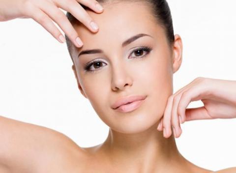 Krásna a žiarivá pleť Chemický peeling proti akné a pigmentom  