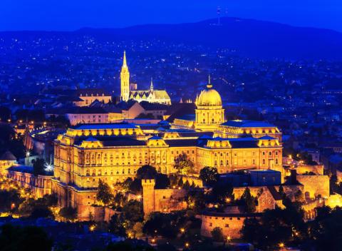 Spoznaj krásu Budapešti. Relaxujte, užívajte si luxus a wellness s neobmedzeným hýčkaním.