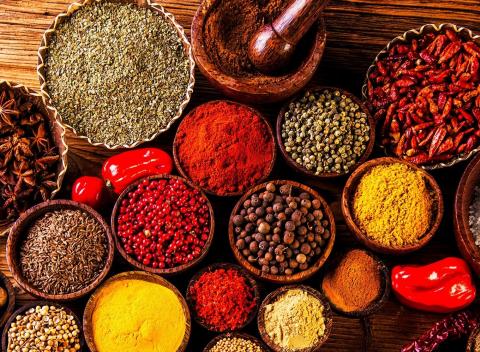 Balíčky kvalitného korenia Aká by bola vaša kuchyňa bez kajenského korenia?