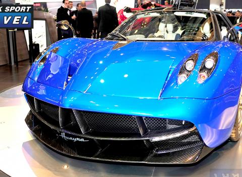 Luxusný autosalón v Ženeve Vstupenka pre milovníkov štvorkolesových tátošov