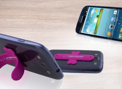 U-STRIP silikónový stojan pre mobilný telefón alebo tablet. Prezeranie fotiek či filmov takto môže byť omnoho pohodlnejšie.