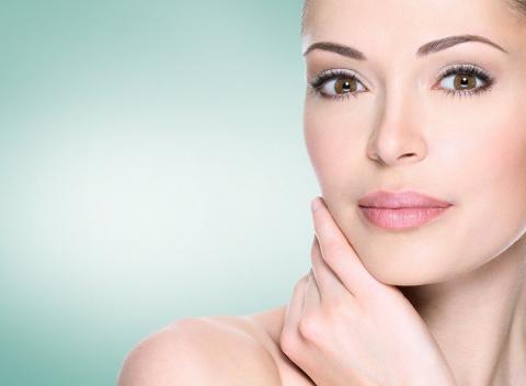 Diamantová mikrodermabrázia či luxusné ošetrenie pleti. Venujme si pár minút a postarajme sa o to, že bude vždy len ten najlepší.