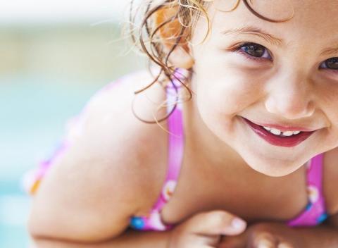 Začiatočnícky kurz „plávania“ detí vo veku od 4 mesiacov až 4 rokov. Vypestujte vo vašich deťoch pozitívny vzťah k športu.  