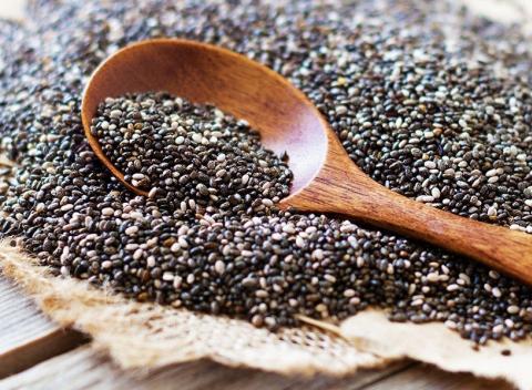 Chia semienka - jedlo budúcnosti. Najbohatší rastlinný zdroj omega-3 mastných kyselín a jedinečný doplnok zdravej výživy.