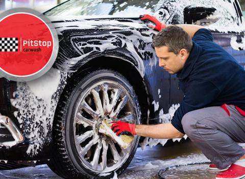 Kompletné umytie interiéru a exteriéru vášho štvorkolesového miláčika. Umytie exteriéru, interiéru s možnosťou tepovania.