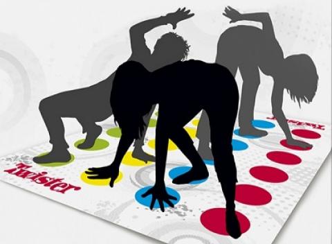 TWISTER GAME - veľmi zábavná a skvelá spoločenská hra pre celú rodinu, na najrôznejšie párty či iné príležitosti.