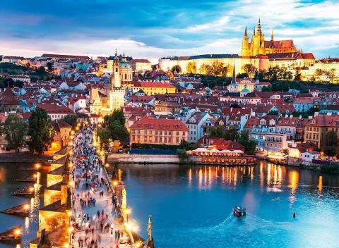 Hotel SEIFERT**** v centre Prahy - pohodlný, príjemný, priateľský... Perfektné prostredie pre turistov, romantikov i rodiny s deťmi. 