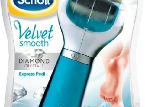 Scholl Velvet Smooth je rotačný elektronický odstraňovač stvrdnutej kože s diamantovými kryštálikmi. Účinne odstraňuje tvrdú kožu na pätách.