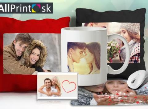 Dajte najavo svoju lásku originálnou, valentínskou potlačou na hrnčeku, vankúši, magnetkách alebo podložke pod myš.
