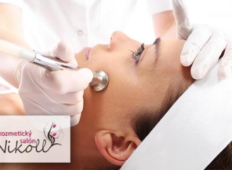 Doprajte svojej pleti starostlivosť k tomu trochu uvolnenia pri masáži a na záver vyformovanie a nafarbenie obočia.