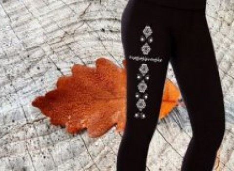 Zateplené bavlnené SLOVENSKÉ legíny s folklórnymi motívmi od #naseslovenske.